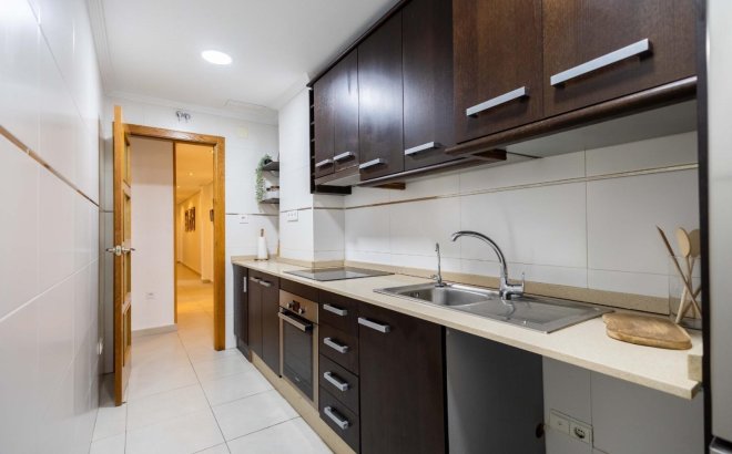 Resale - Apartment -
Torrevieja - Las Calas