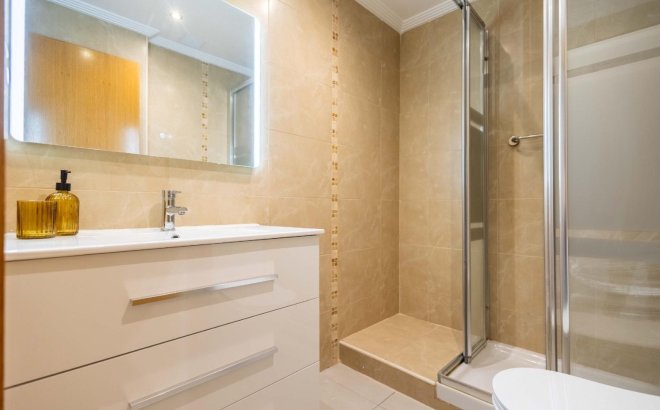Resale - Apartment -
Torrevieja - Las Calas