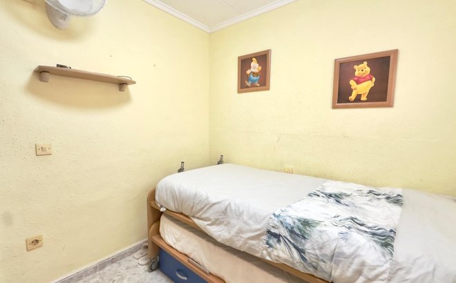 Resale - Bungalow -
Torrevieja - Torretas