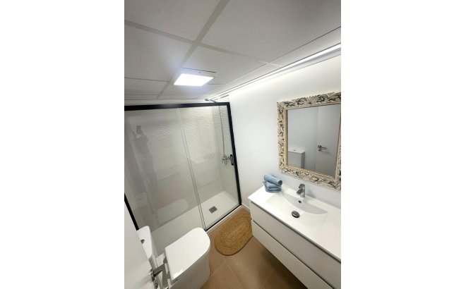 Resale - Apartment -
Torrevieja - Centro - Muelle Pesquero