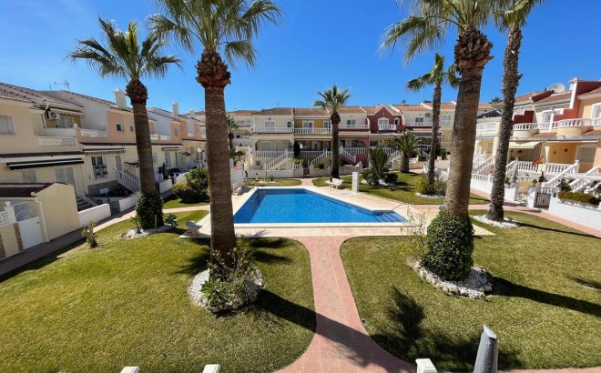 Herverkoop - Town House -
Ciudad Quesada - Costa Blanca