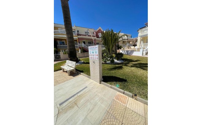 Herverkoop - Town House -
Ciudad Quesada - Costa Blanca