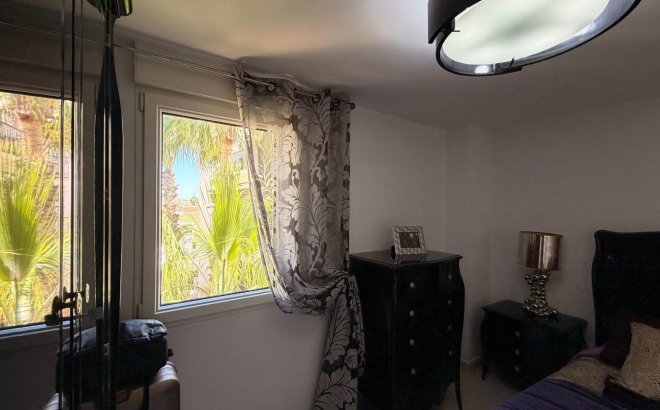 Resale - Apartment -
Torrevieja - Aldea Del Mar