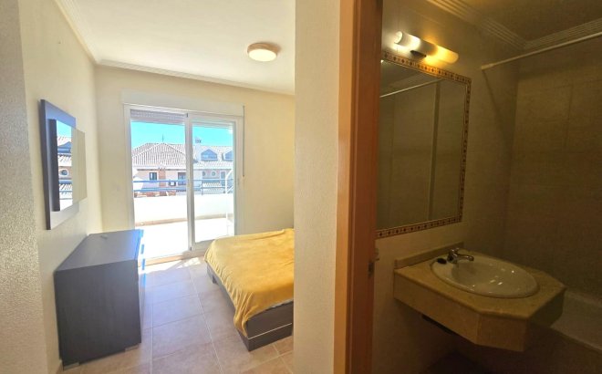 Resale - Penthouse -
Torrevieja - La Veleta