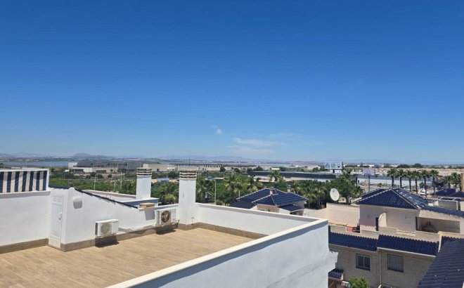 Resale - Penthouse -
Torrevieja - La Veleta