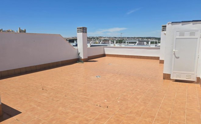 Resale - Penthouse -
Torrevieja - La Veleta