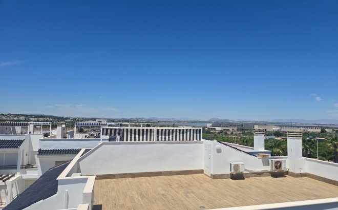 Resale - Penthouse -
Torrevieja - La Veleta