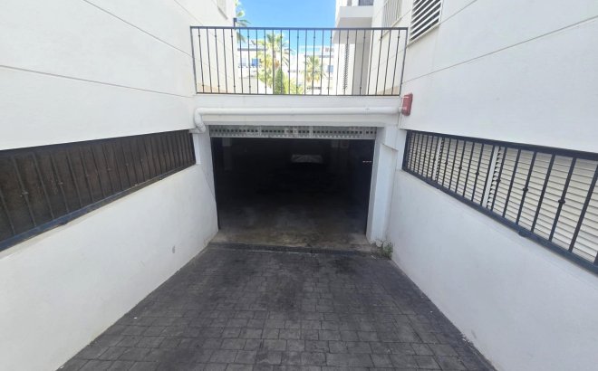 Resale - Penthouse -
Torrevieja - La Veleta