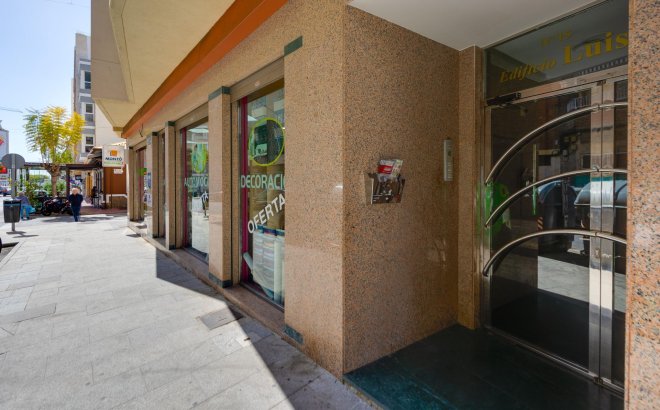 Resale - Penthouse -
Torrevieja - Centro