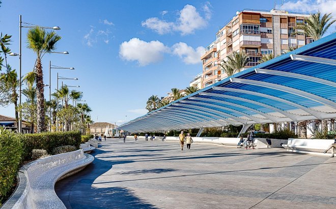 Resale - Penthouse -
Torrevieja - Centro