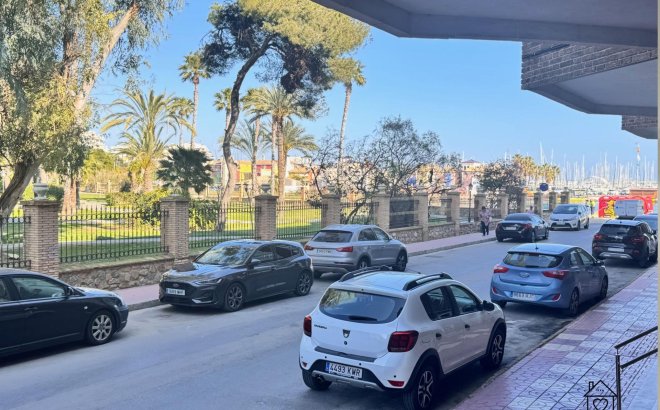 Resale - Apartment -
Torrevieja - El Acequión - Los Náufragos