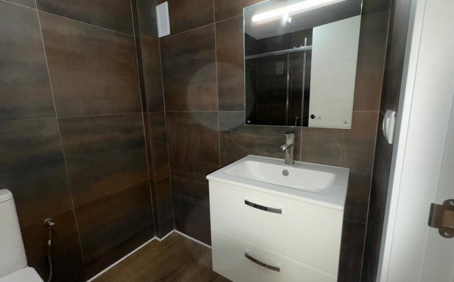 Resale - Bungalow -
Torrevieja - PARQUE DE LAS NACIONES