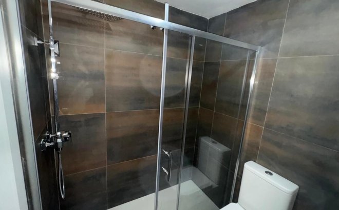 Resale - Bungalow -
Torrevieja - PARQUE DE LAS NACIONES
