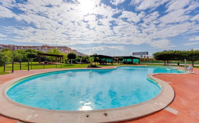 Resale - Bungalow -
Torrevieja - PARQUE DE LAS NACIONES