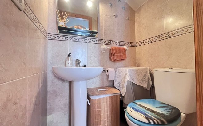 Resale - Town House -
Villamartin - Costa Blanca