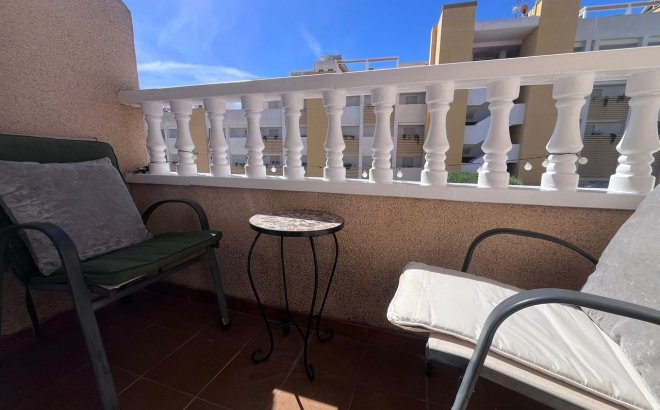 Resale - Town House -
Villamartin - Costa Blanca