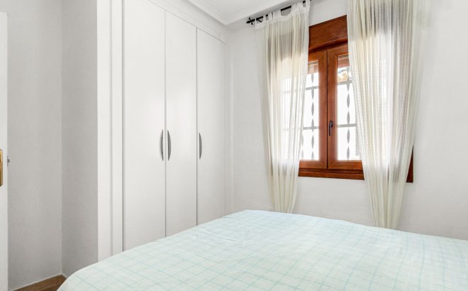 Resale - Apartment -
Orihuela Costa - Costa Blanca