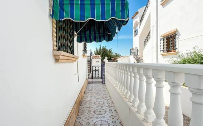 Resale - Apartment -
Orihuela Costa - Costa Blanca