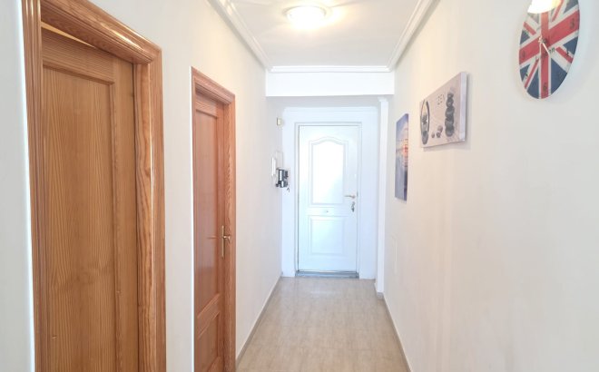 Resale - Apartment -
Villamartin - Costa Blanca