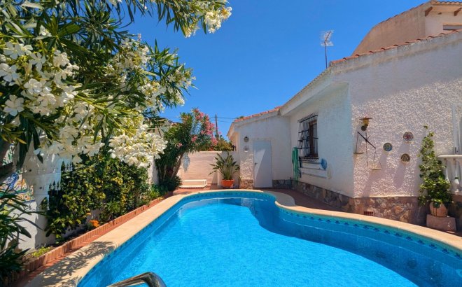 Resale - Villa -
Ciudad Quesada - Costa Blanca