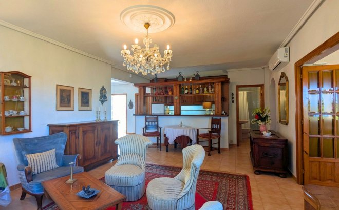 Resale - Villa -
Ciudad Quesada - Costa Blanca