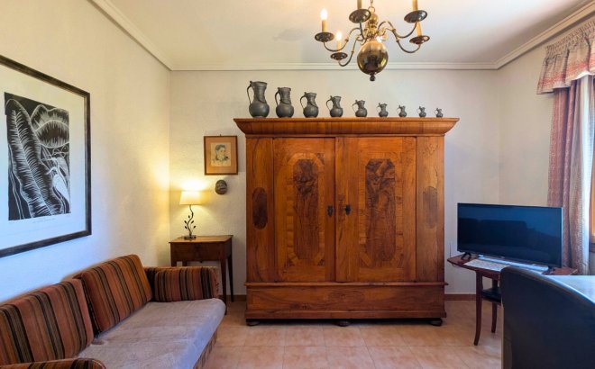 Resale - Villa -
Ciudad Quesada - Costa Blanca