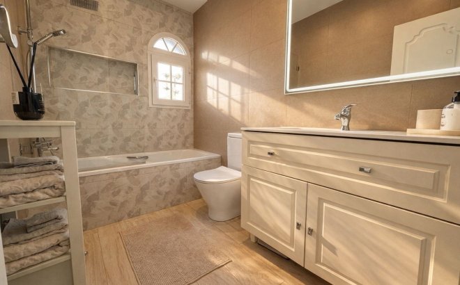 Resale - Villa -
Los Dolses - Inland
