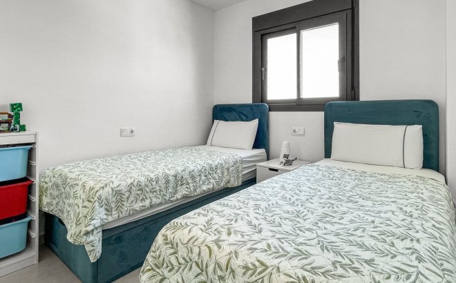 Resale - Apartment -
Orihuela Costa - Costa Blanca