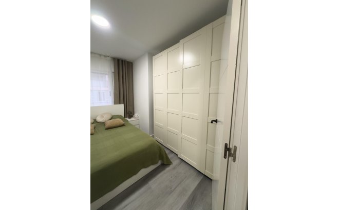 Resale - Apartment -
Torrevieja - Curva Del Palangre