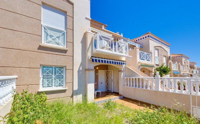 Resale - Bungalow -
Torrevieja - Aguas Nuevas 1