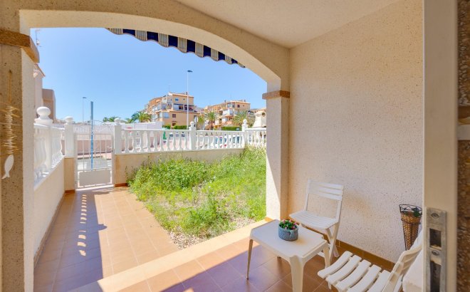 Resale - Bungalow -
Torrevieja - Aguas Nuevas 1