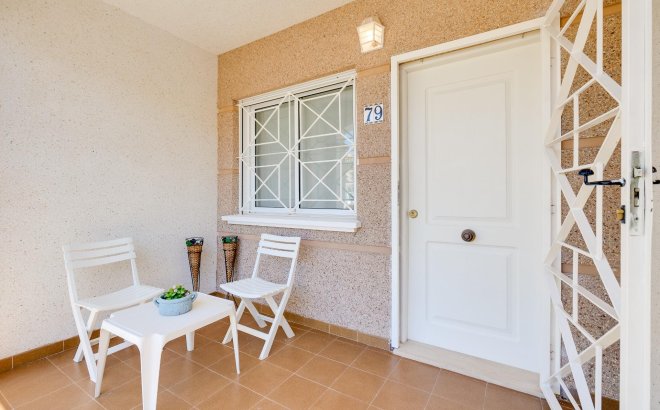 Resale - Bungalow -
Torrevieja - Aguas Nuevas 1