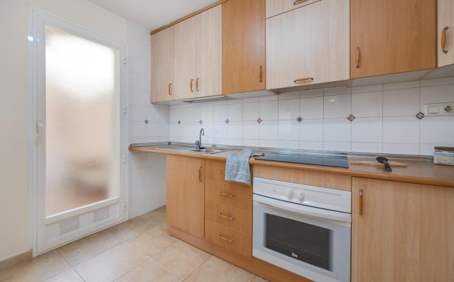 Resale - Bungalow -
Torrevieja - Aguas Nuevas 1