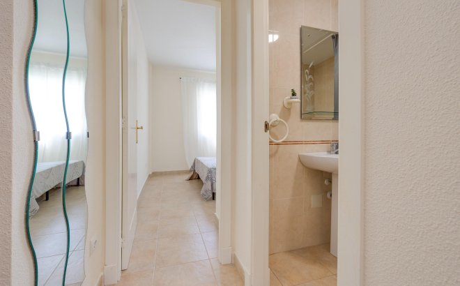 Resale - Bungalow -
Torrevieja - Aguas Nuevas 1