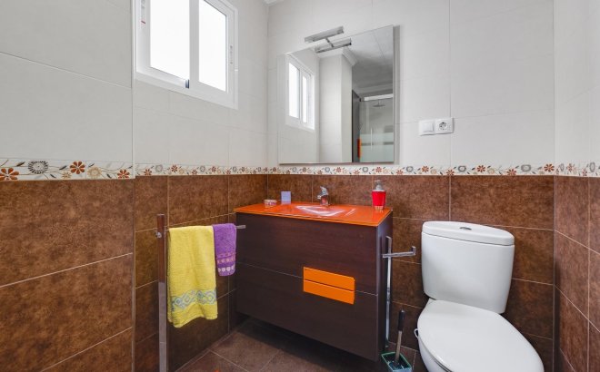 Resale - Apartment -
Torrevieja - Centro