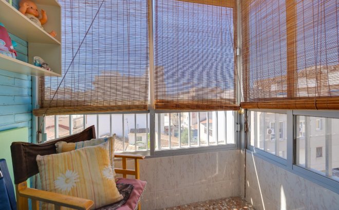 Resale - Apartment -
Torrevieja - Centro