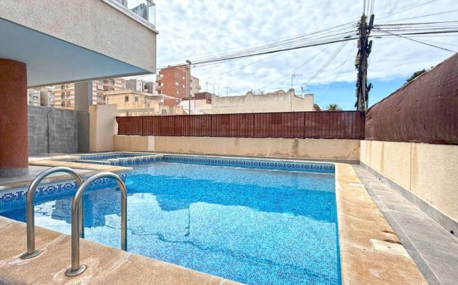 Resale - Apartment -
Torrevieja - Costa Blanca