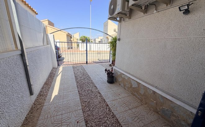 Resale - Town House -
Rojales - Inland
