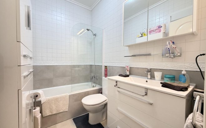 Resale - Town House -
Rojales - Inland