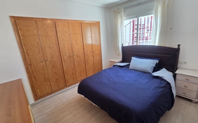 Resale - Apartment -
Villamartin - Costa Blanca
