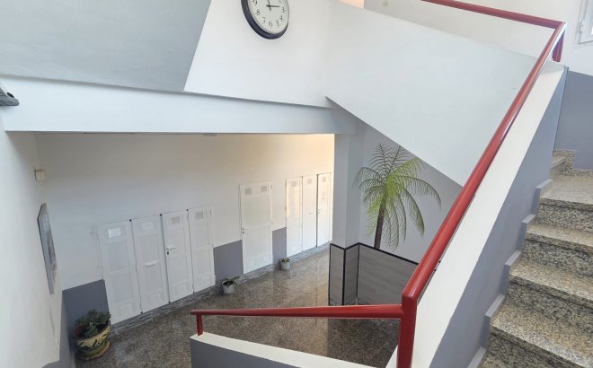 Resale - Apartment -
Villamartin - Costa Blanca