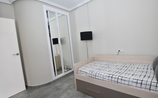 Resale - Villa -
Orihuela Costa - Costa Blanca