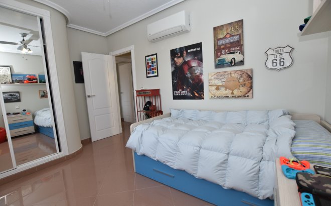 Resale - Villa -
Orihuela Costa - Costa Blanca