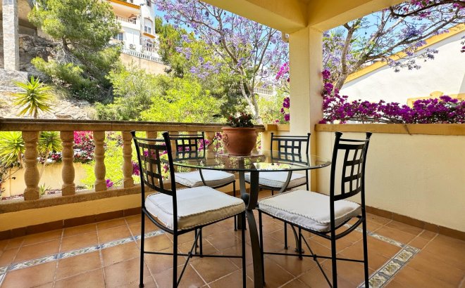 Resale - Villa -
Orihuela Costa - Costa Blanca