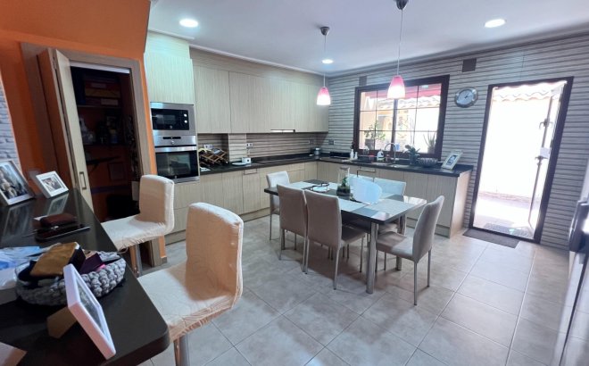 Resale - Town House -
Torrevieja - Los Balcones - Los Altos del Edén