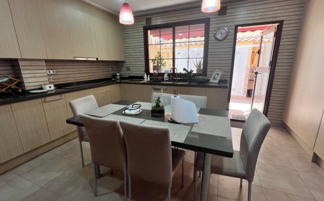 Resale - Town House -
Torrevieja - Los Balcones - Los Altos del Edén