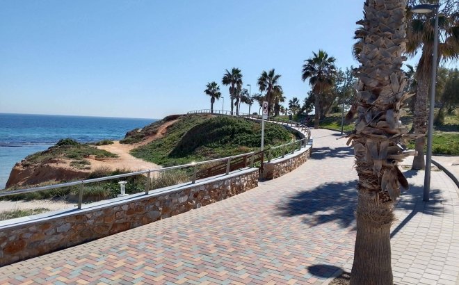 Resale - Penthouse -
Pilar de la Horadada - Pueblo Latino