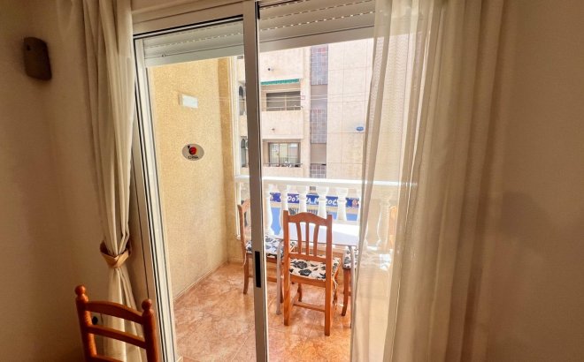 Resale - Apartment -
Torrevieja - PARQUE DE LAS NACIONES