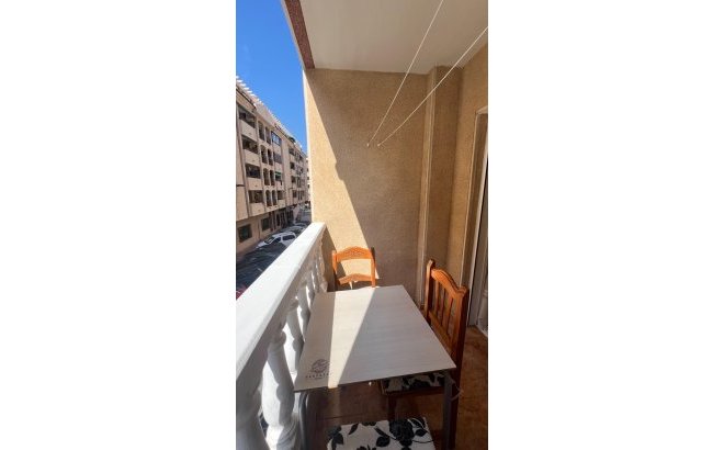 Resale - Apartment -
Torrevieja - PARQUE DE LAS NACIONES