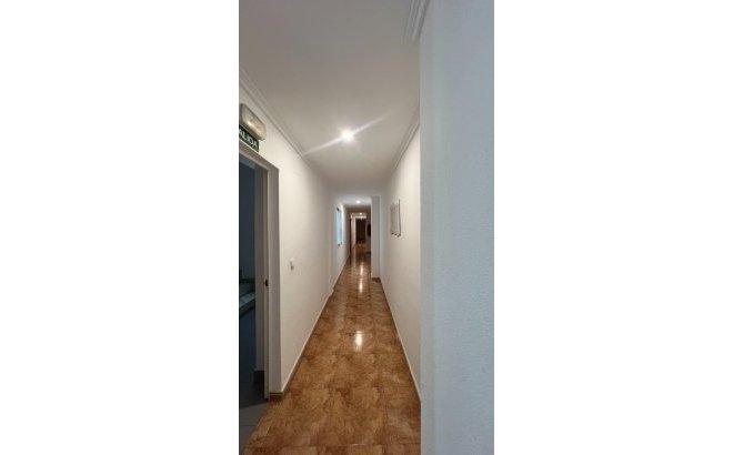 Resale - Apartment -
Torrevieja - PARQUE DE LAS NACIONES